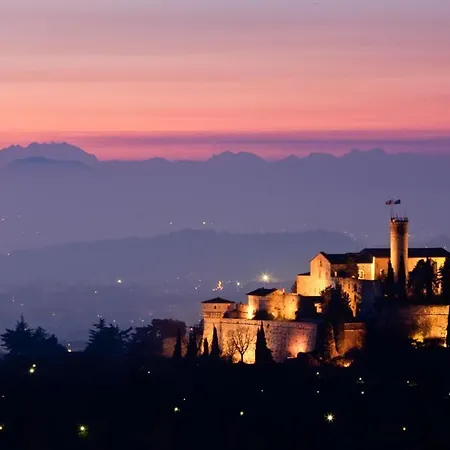 Stanza Capitale Della Cultura Pensión Brescia